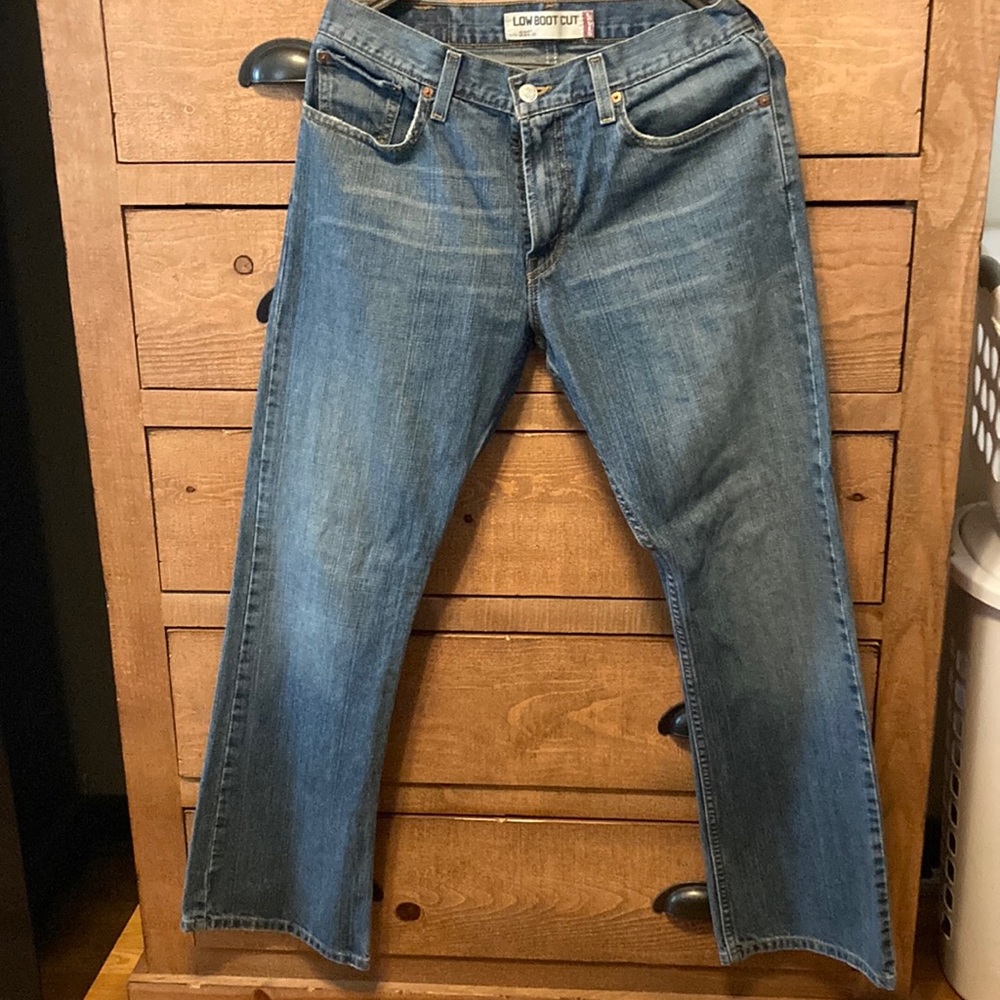 Levi’s 32x30 527